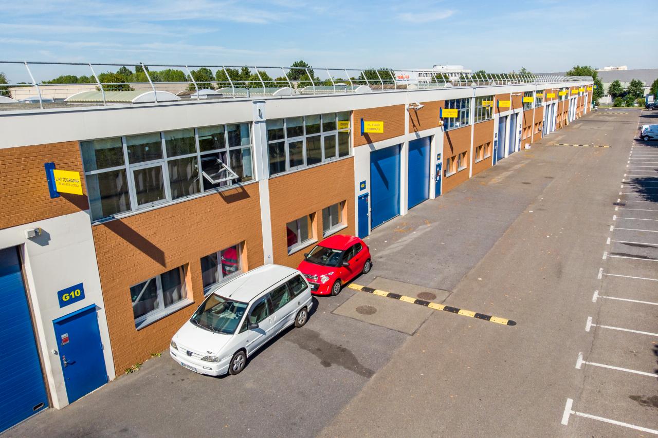 Local d'activité Saint-Ouen-l'Aumône 2836m² Location local d'activité Saint-Ouen-l'Aumône Val-d'Oise OLACT2105530 1
